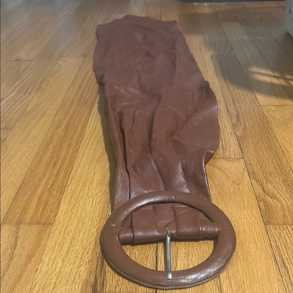 Brown Leather Belt with Round Buckle